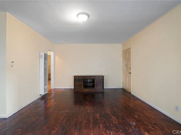 10807 Compton Avenue, Los Angeles CA 90059