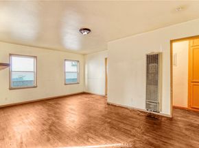 10807 Compton Avenue, Los Angeles CA 90059
