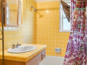 10807 Compton Avenue, Los Angeles CA 90059