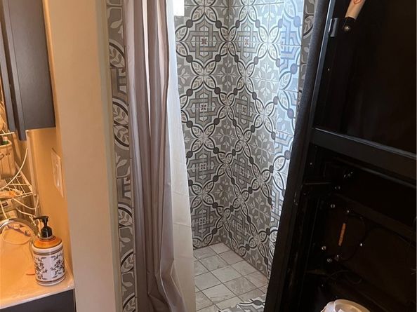 1610 N Fries Avenue, Wilmington CA 90744