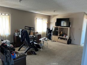 1610 N Fries Avenue, Wilmington CA 90744