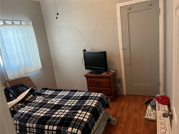 1610 N Fries Avenue, Wilmington CA 90744