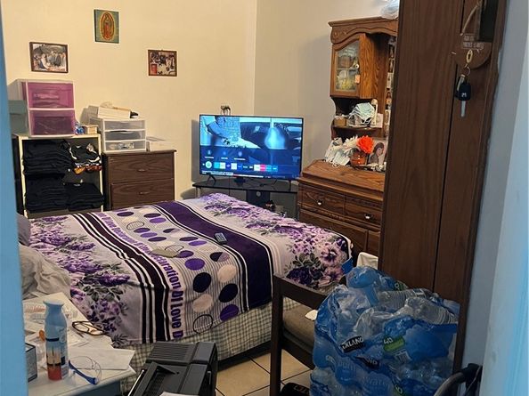 1610 N Fries Avenue, Wilmington CA 90744