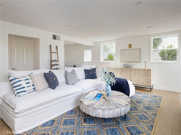 237 Via Los Miradores, Redondo Beach CA 90277