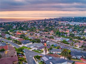 237 Via Los Miradores, Redondo Beach CA 90277