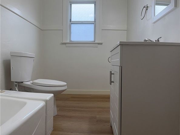 1307 W Martin Luther King Jr Boulevard, Los Angeles CA 90037