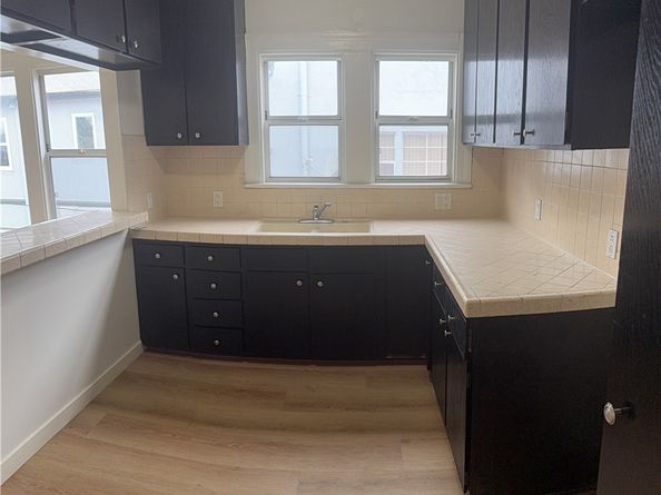 1307 W Martin Luther King Jr Boulevard, Los Angeles CA 90037