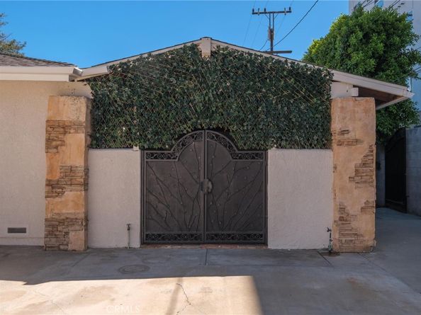 5533 W 118TH Place, Inglewood CA 90304