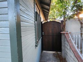 125 E 68th Way, Long Beach CA 90805