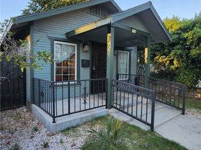 125 E 68th Way, Long Beach CA 90805