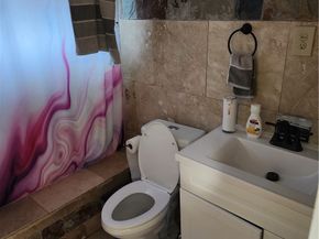 125 E 68th Way, Long Beach CA 90805