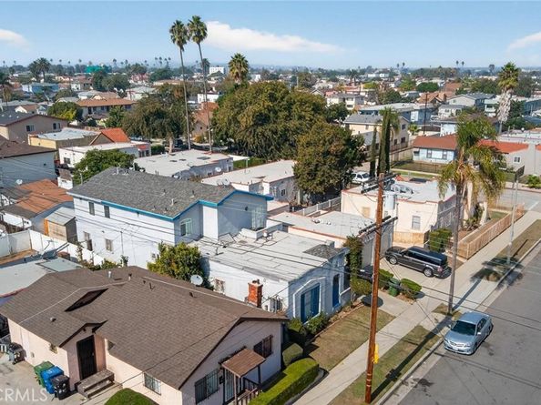 8463 S Halldale, Los Angeles CA 90047