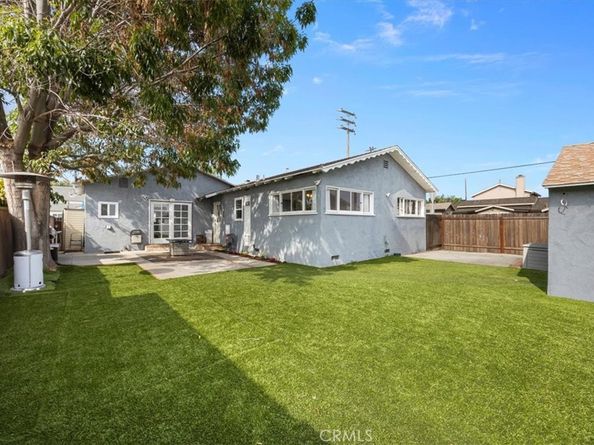 1566 N Neptune, Wilmington CA 90744