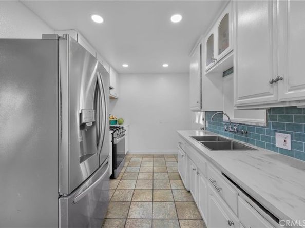 1566 N Neptune, Wilmington CA 90744