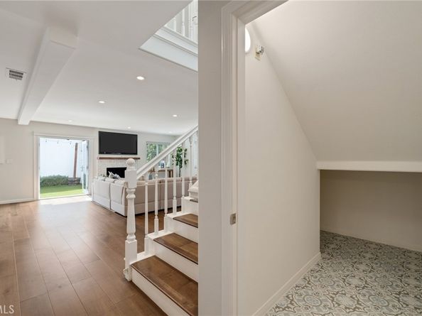2106 Nelson Avenue A, Redondo Beach CA 90278