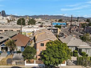 1045 E 20th Street, Los Angeles CA 90011