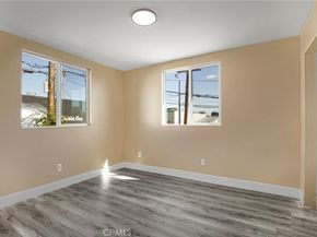 1045 E 20th Street, Los Angeles CA 90011