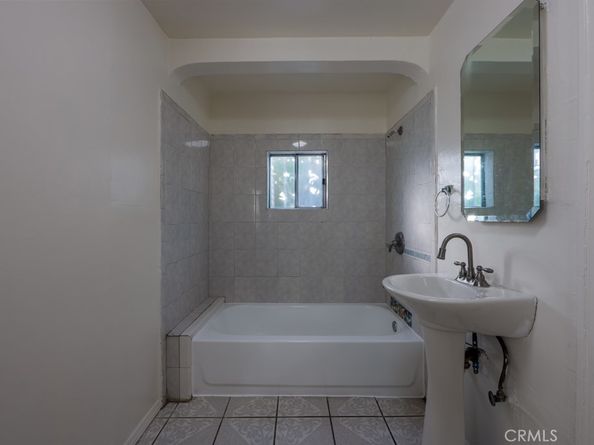 3316 112th W, Inglewood CA 90304