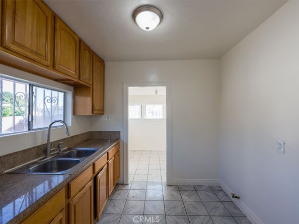 3316 112th W, Inglewood CA 90304