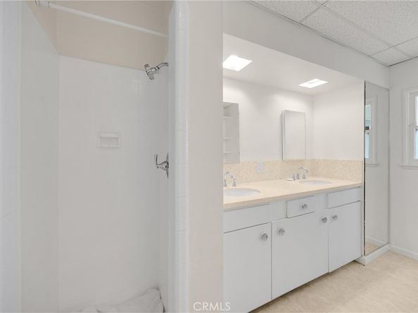 8828 Zeiler, Arleta CA 91331