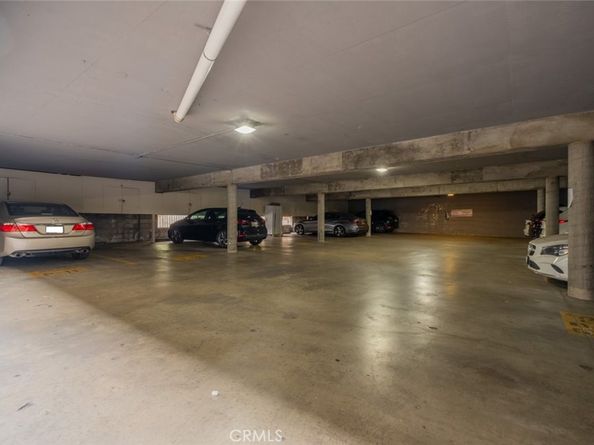 1935 Alpha Road 321, Glendale CA 91208