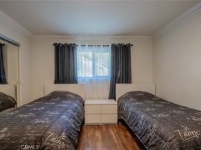 1935 Alpha Road 321, Glendale CA 91208