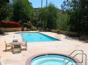 1935 Alpha Road 321, Glendale CA 91208