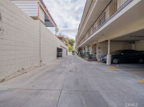 1935 Alpha Road 321, Glendale CA 91208