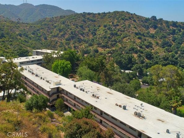 1935 Alpha Road 321, Glendale CA 91208