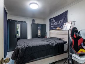 22113 Cantlay Street, Canoga Park CA 91303