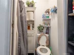 22113 Cantlay Street, Canoga Park CA 91303