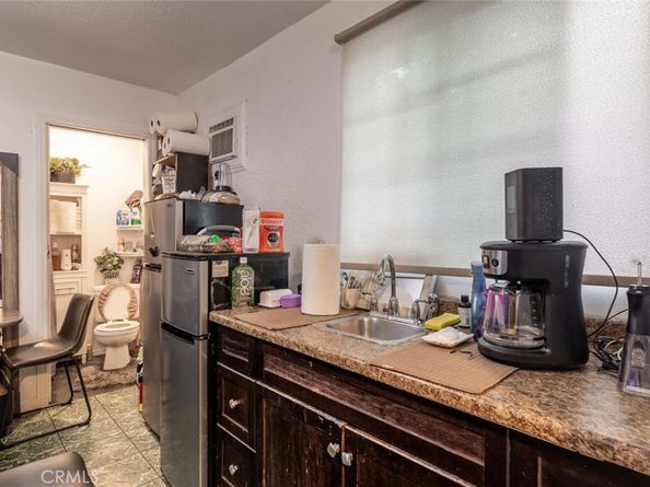 22113 Cantlay Street, Canoga Park CA 91303