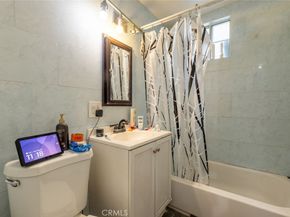 22113 Cantlay Street, Canoga Park CA 91303