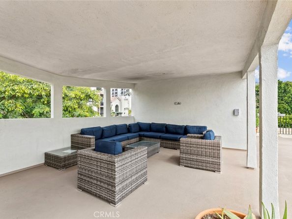 960 Larrabee Street 120, West Hollywood CA 90069