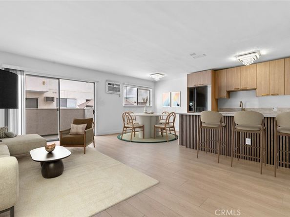 960 Larrabee Street 120, West Hollywood CA 90069