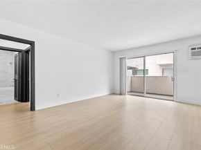 960 Larrabee Street 120, West Hollywood CA 90069