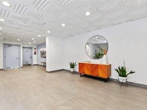 960 Larrabee Street 120, West Hollywood CA 90069
