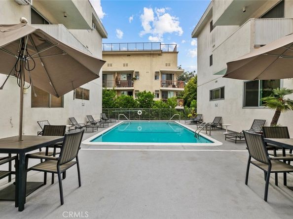 960 Larrabee Street 120, West Hollywood CA 90069