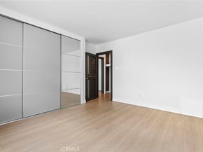 960 Larrabee Street 120, West Hollywood CA 90069