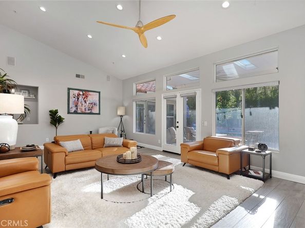 24632 Stagg Street, West Hills CA 91304