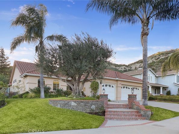 24632 Stagg Street, West Hills CA 91304