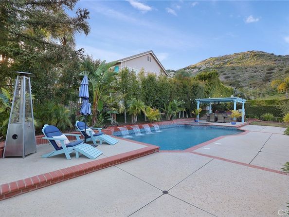 24632 Stagg Street, West Hills CA 91304