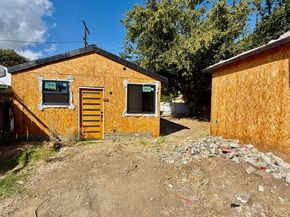 15021 15023 Sylvan, Van Nuys CA 91411