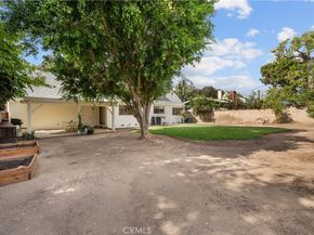 9830 Oakdale Ave, Chatsworth CA 91311
