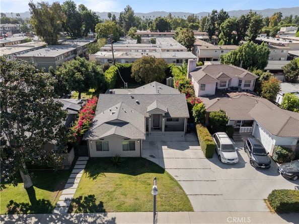 14940 Hartland, Van Nuys CA 91405