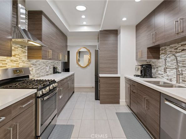 14940 Hartland, Van Nuys CA 91405