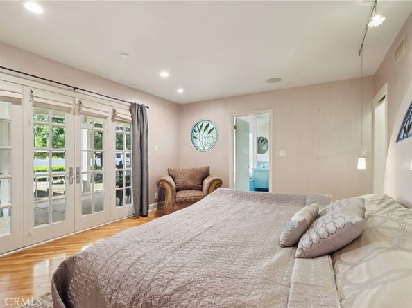 11129 White Oak, Granada Hills CA 91344
