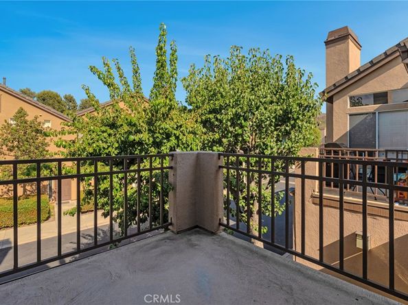 922 S Country Glen Way, Anaheim Hills CA 92808