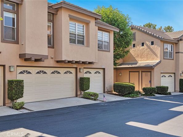 922 S Country Glen Way, Anaheim Hills CA 92808