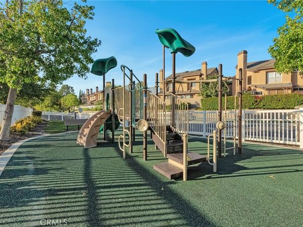 922 S Country Glen Way, Anaheim Hills CA 92808